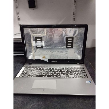 LAPTOP-Samsung-NP370R5E--edit-2