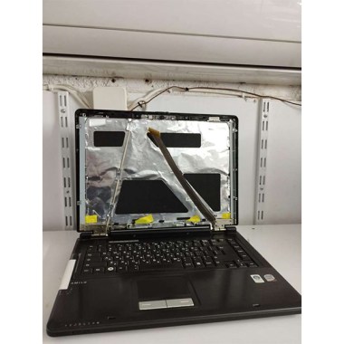 Laptop-Fujitsu-Siemens-Amilo-Pi-2550-EDIT-2