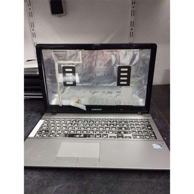 LAPTOP-Samsung-NP370R5E--edit-2