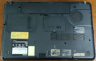 LAPTOP-TOSHIBA-SATELLITE-l505-111-3