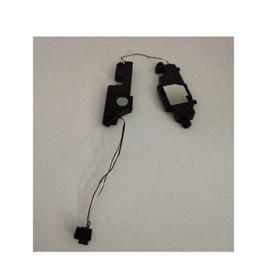 Toshiba-Satellite-L50-B-1NM-L-edit-3